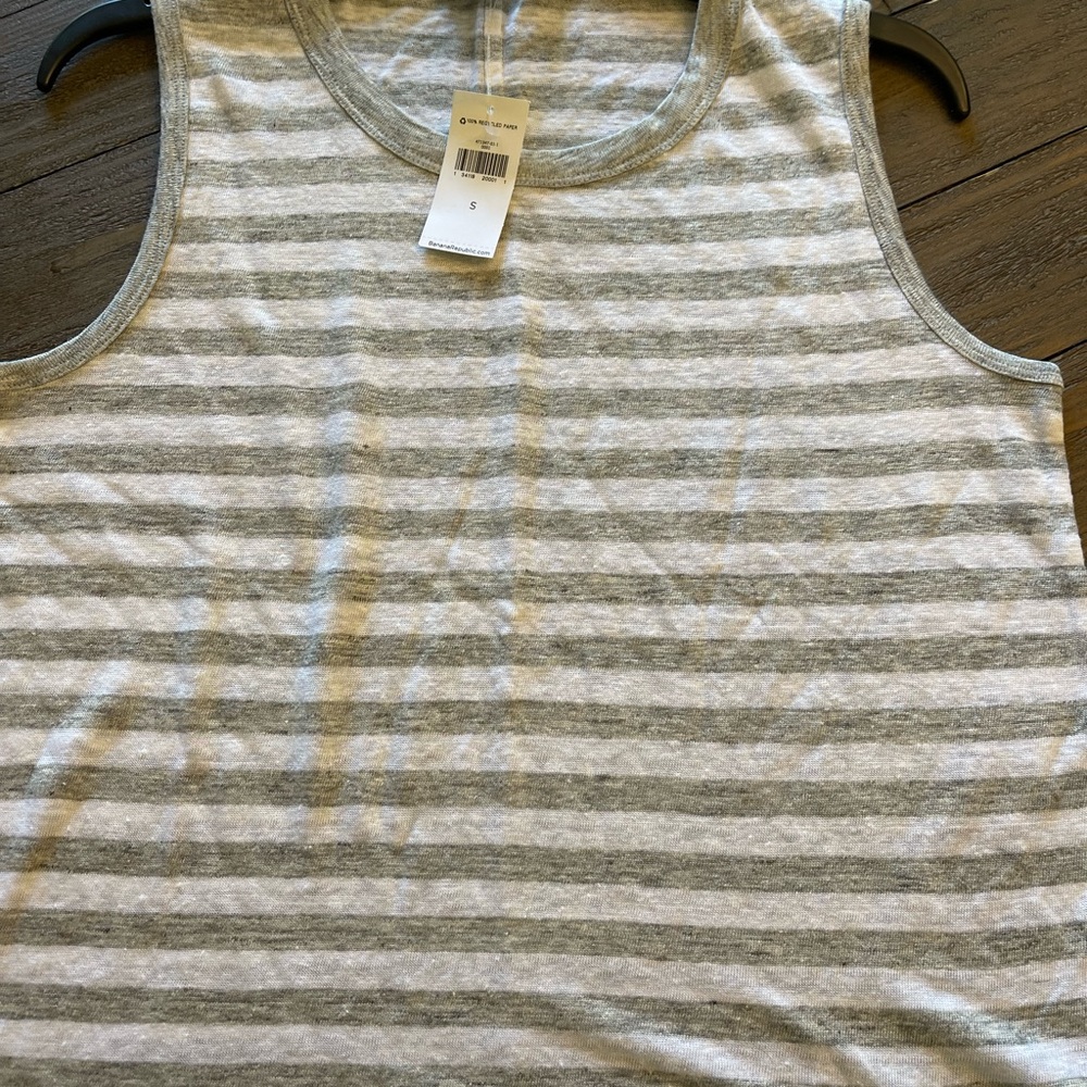 NWT Banana Republic Linen tank - Picture 3 of 7